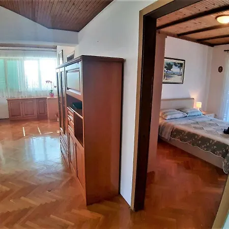 Apartmán Mirella *